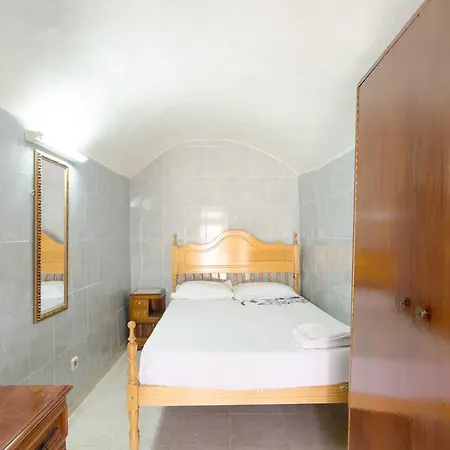 Дом отдыха Palhinhas House *